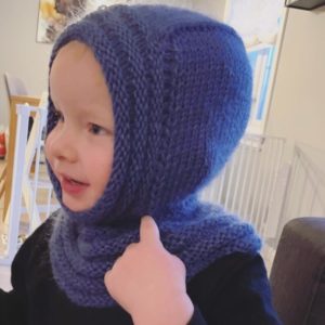 #henniehettemini hettelue til barn og baby