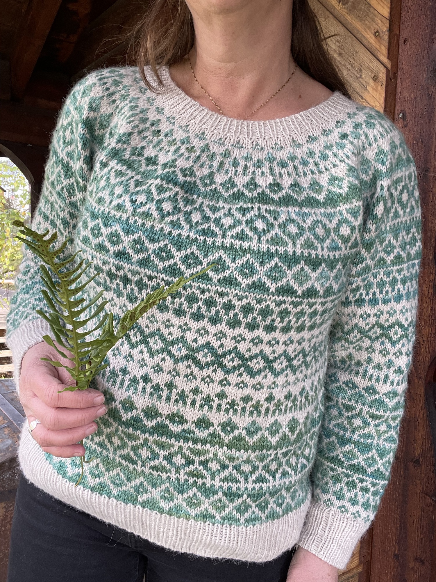 strikkegenser, strikkeoppskrift, mønsterstrikk, klassisk strikk